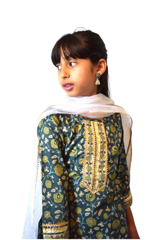 Chameli - Green floral kurta payjama