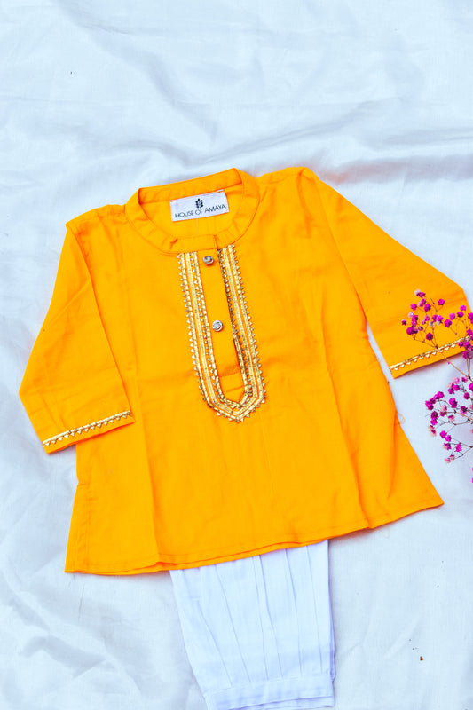 Yellow Krishna - Unisex set for new born