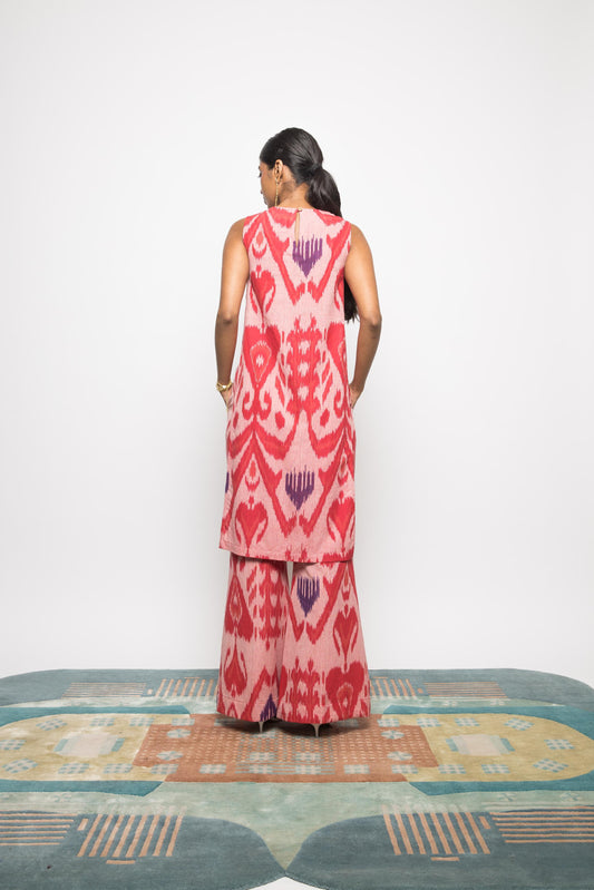FREE FLOW TUNIC