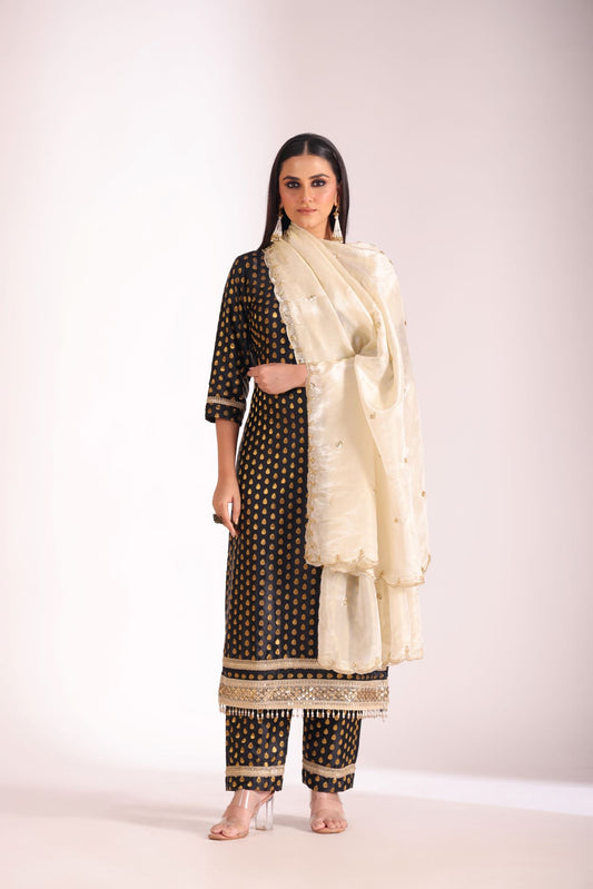 Noorika Black Kurta with pant and dupatta- set of 3
