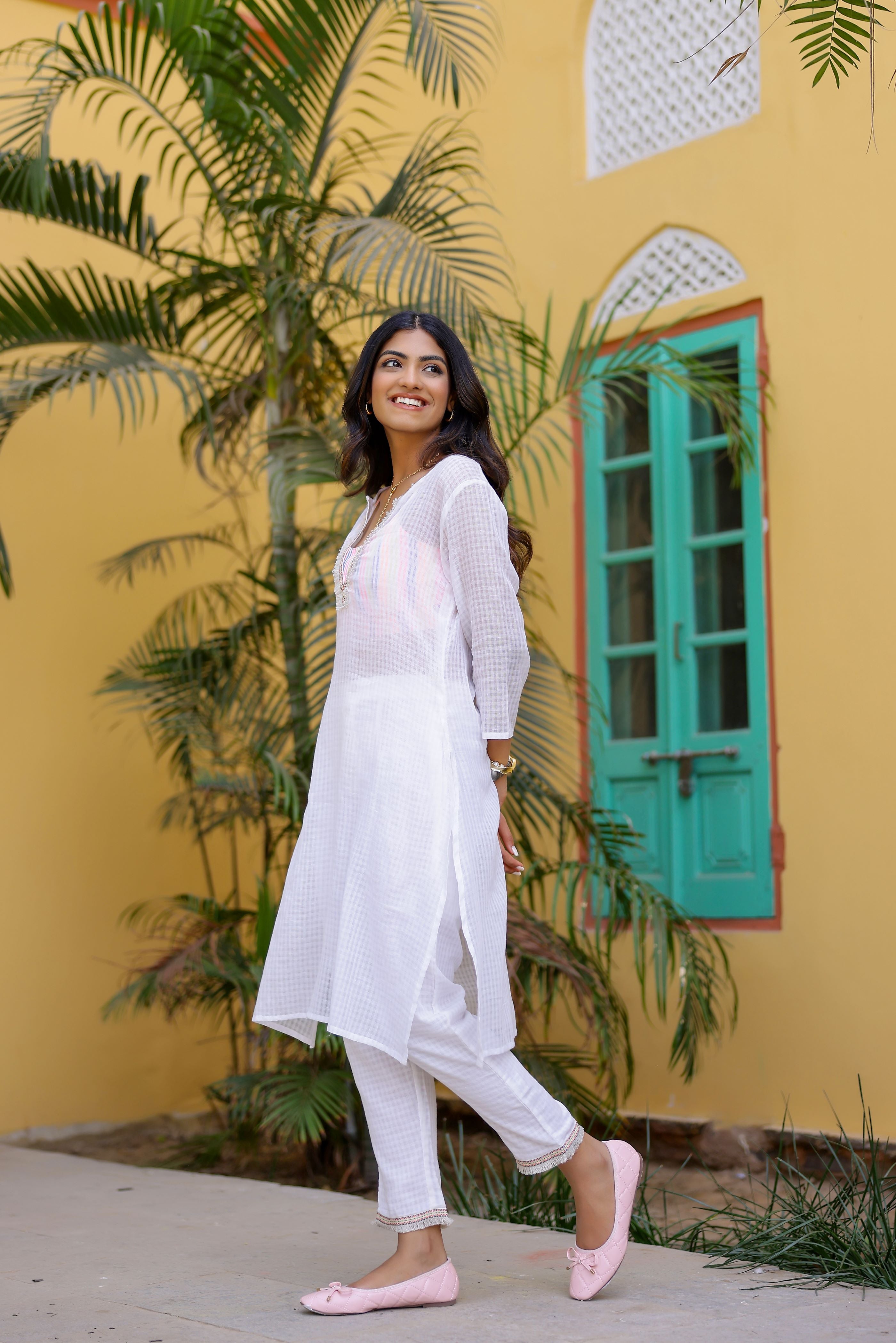 Peonia White Kurta-Pant with Stripe Bralette