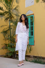 Load image into Gallery viewer, Peonia White Kurta-Pant with Stripe Bralette
