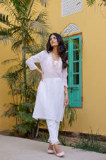 Load image into Gallery viewer, Peonia White Kurta-Pant with Stripe Bralette
