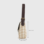 Load image into Gallery viewer, CHAVVI CHEVRON BEIGE BAGUETTE BAG
