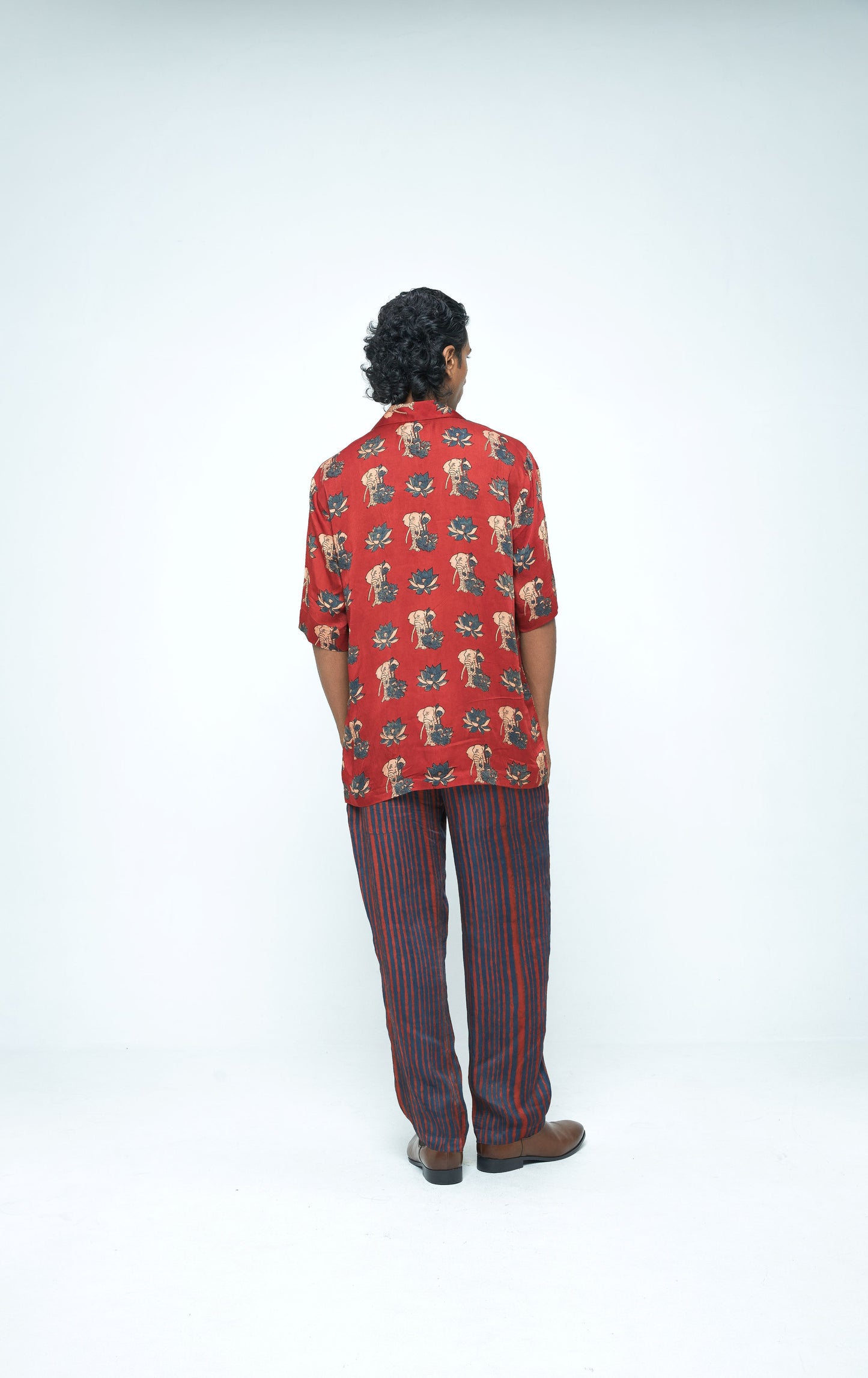GIANT LOTUS SHIRT