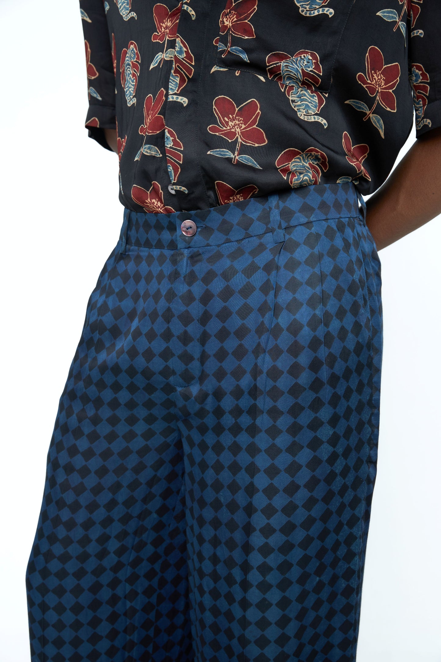 SHADOW PLEAT PANTS