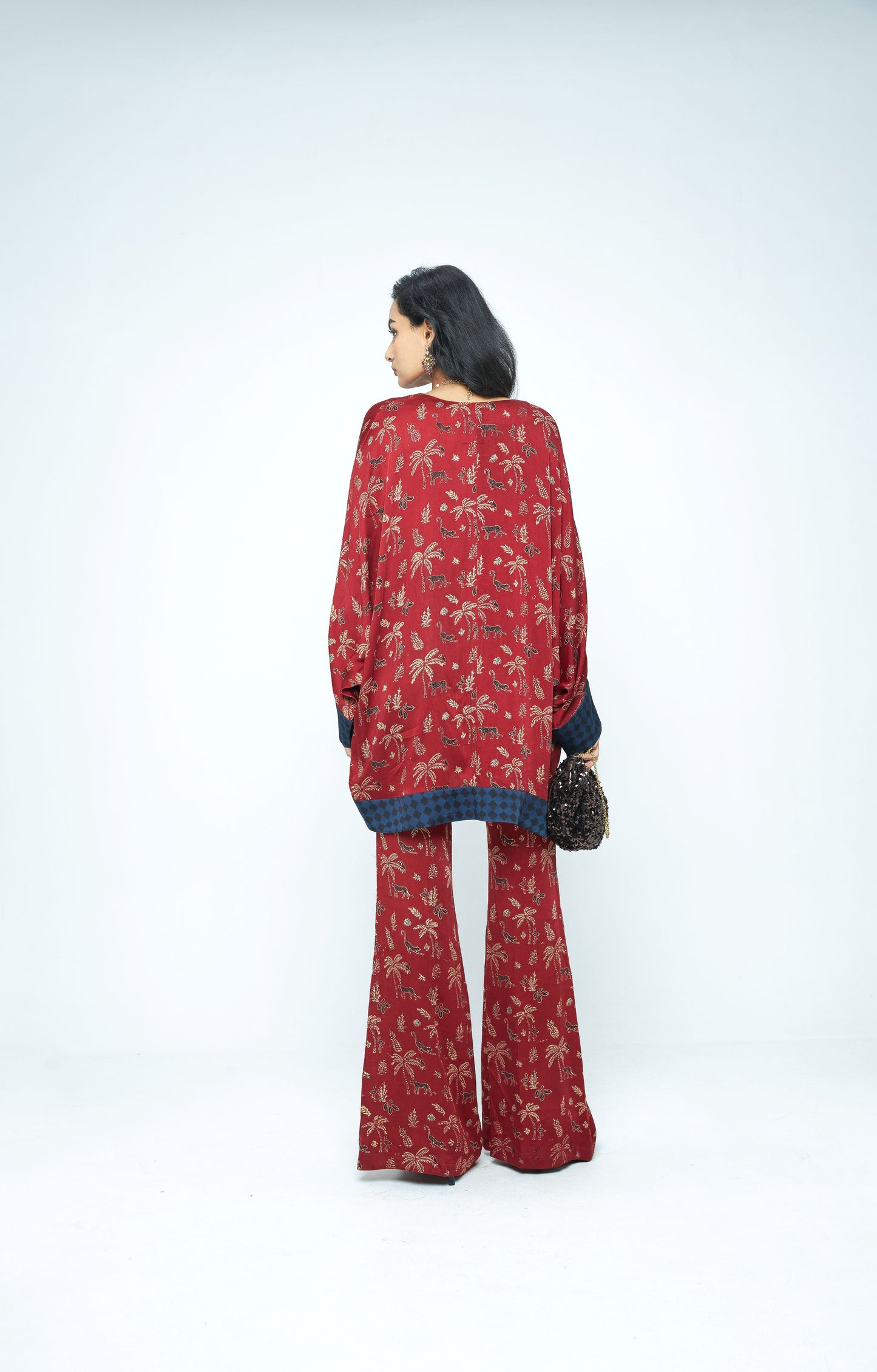 DOLMAN SLEEVE TUNIC