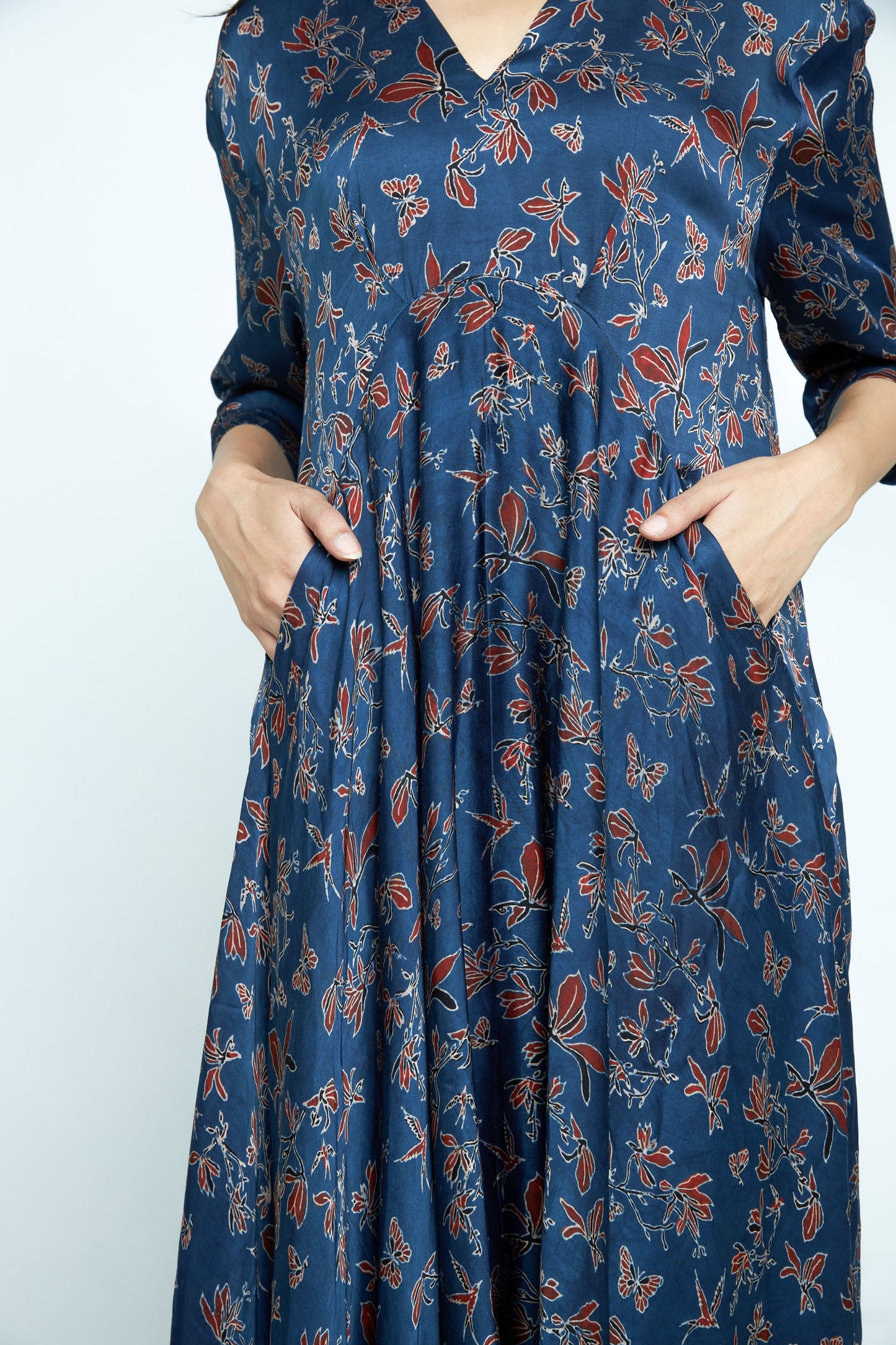 CASCADE DRESS