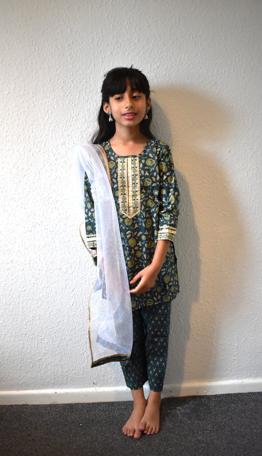 Chameli - Green floral kurta payjama