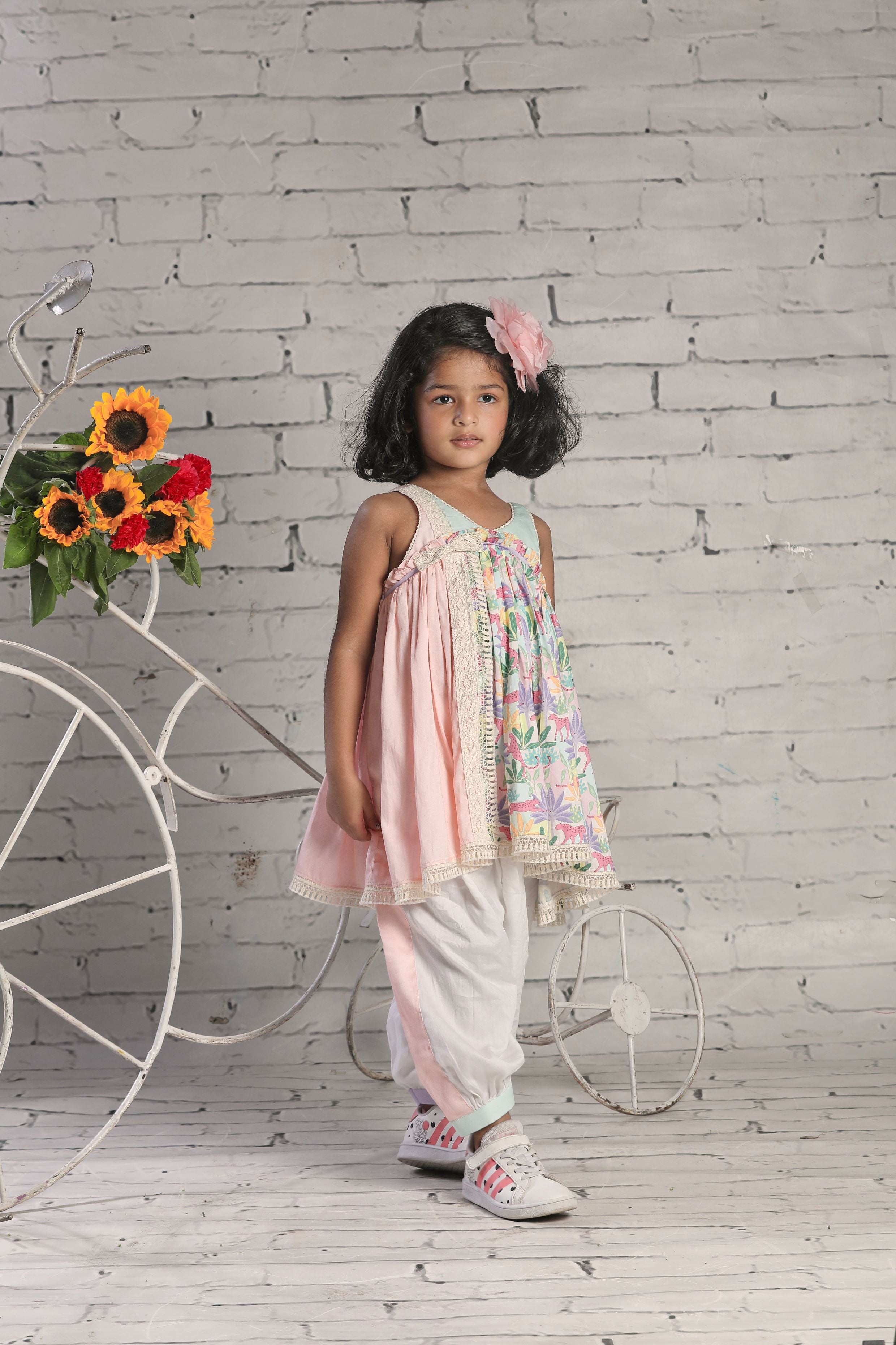 Tropical print gathered kurta and salwar set