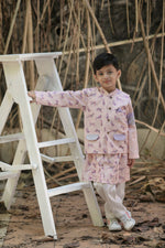 Load image into Gallery viewer, Peach animal print bandi,  kurta and pants set
