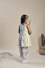 Load image into Gallery viewer, Tropical print kurta with yoke and salwar set
