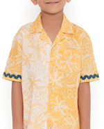 Load image into Gallery viewer, Buttercup Floral Printed Cotton Shirt with Cuban Collar, Yellow
