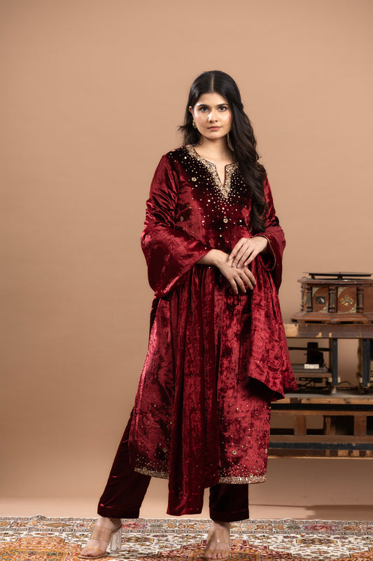 Rivaaj Velvet Kurta with dupatta - Maroon