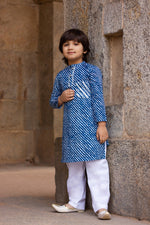 Load image into Gallery viewer, Leher - Boys Leheriya Kurta Payjama
