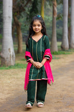 Load image into Gallery viewer, Azma - Girls green Kurta Payjama
