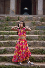 Load image into Gallery viewer, Bougainvillea - floral lehenga set
