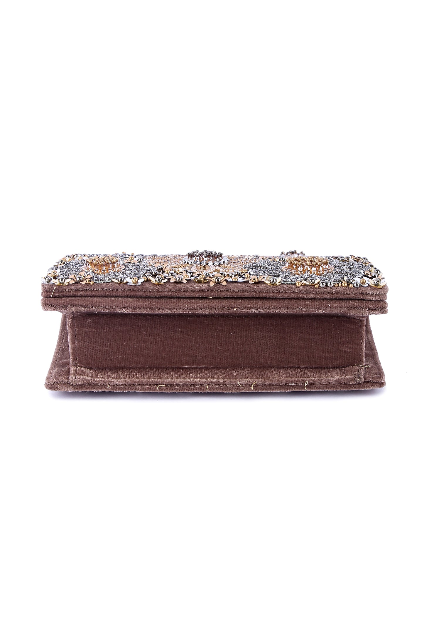 Sufiyaana flower clutch