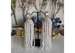 Pearl route earring