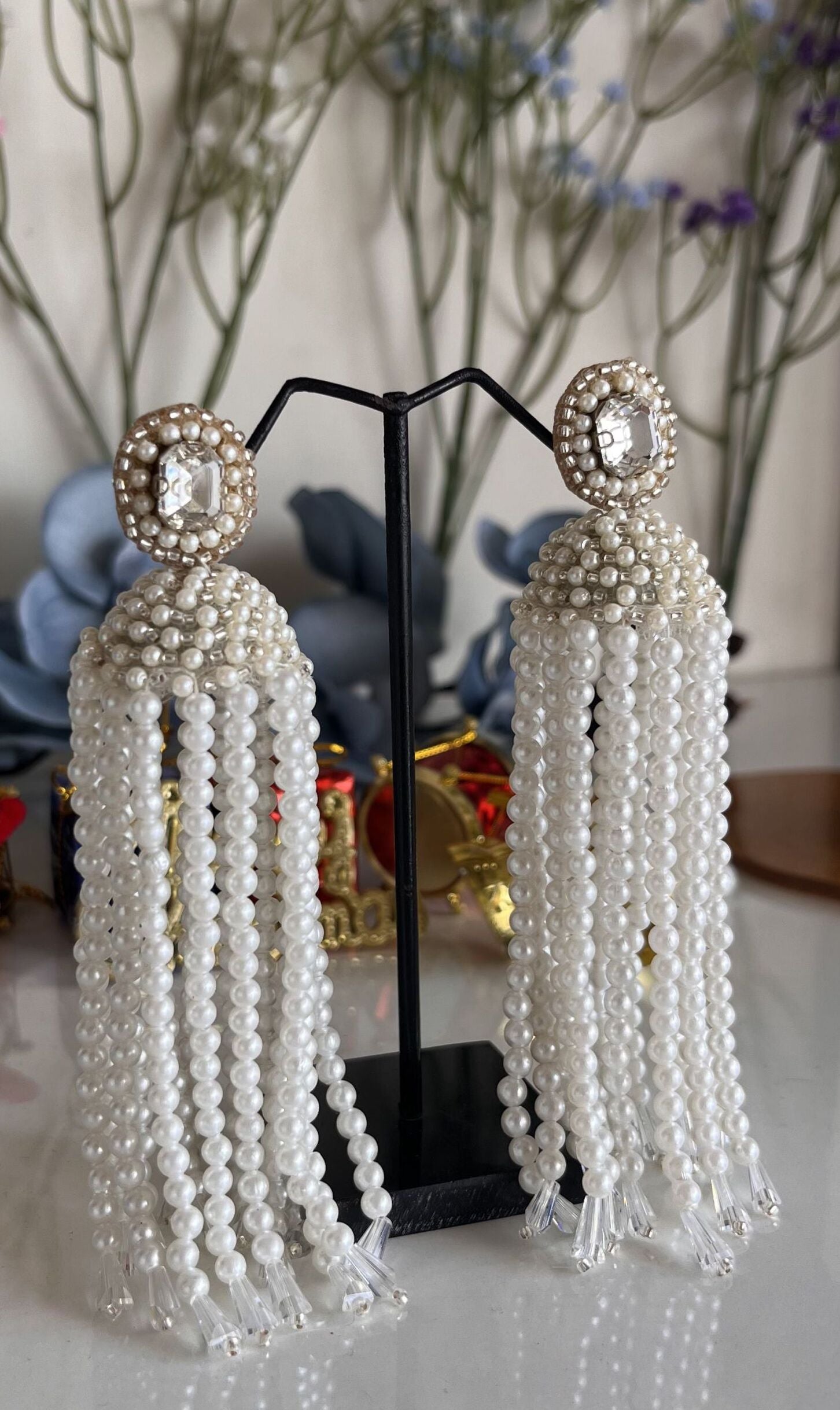 Pearl route earring