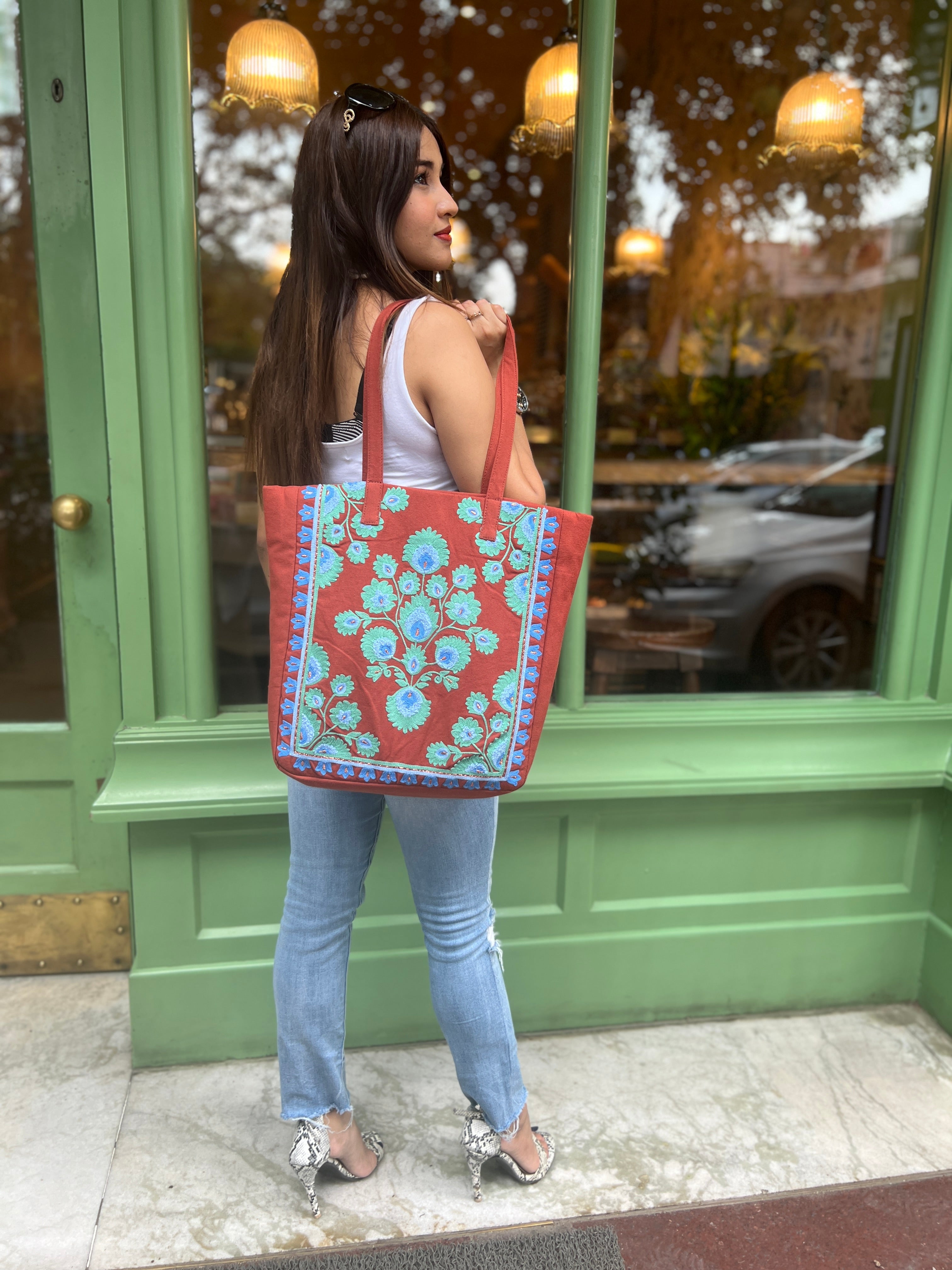 RANIA RUST TOTE BAG