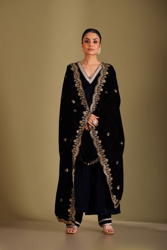 Noor-E-Zar Navy Blue Velvet Kurta with velvet pants and Shawl - Set of 3