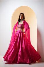 Load image into Gallery viewer, MEERA LEHENGA SET
