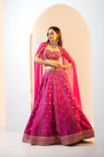 Load image into Gallery viewer, RANIA LEHENGA SET
