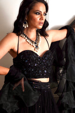 Load image into Gallery viewer, EVAA Black Corset and gathered lehenga
