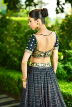 Load image into Gallery viewer, Jahaan Lehenga Set
