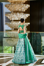 Load image into Gallery viewer, Alvira  Lehenga Set
