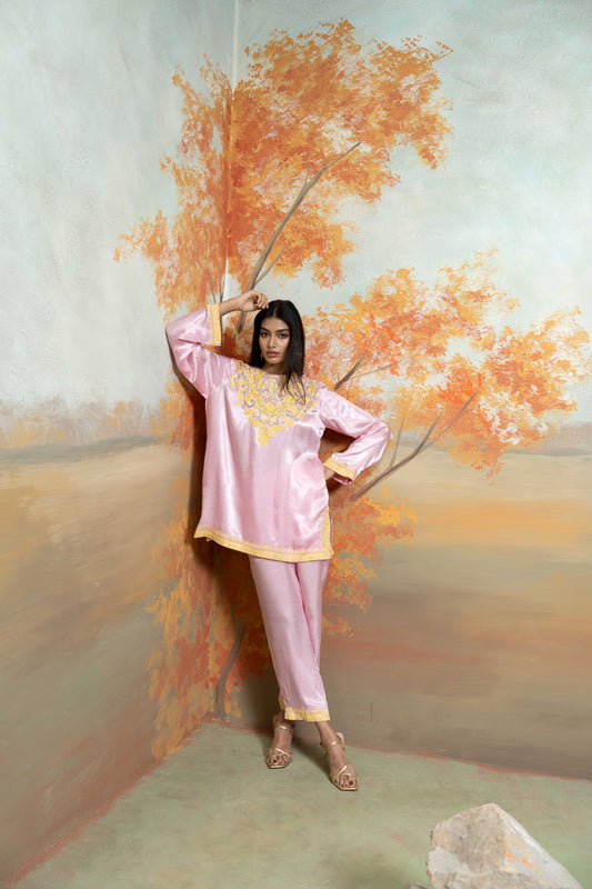 Pink Kashmiri Embroidery Cotton Silk Kurta 2 Pc