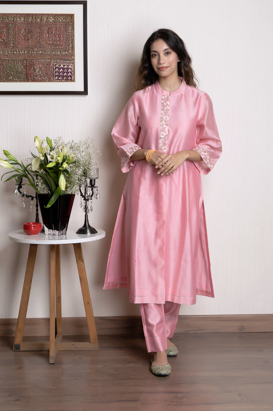 Pink chanderi collared embroidered kurta paired with Chanderi pants