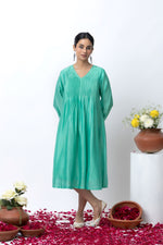 Load image into Gallery viewer, EMERALD GREEN CHANDERI DRESS
