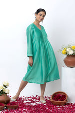 Load image into Gallery viewer, EMERALD GREEN CHANDERI DRESS
