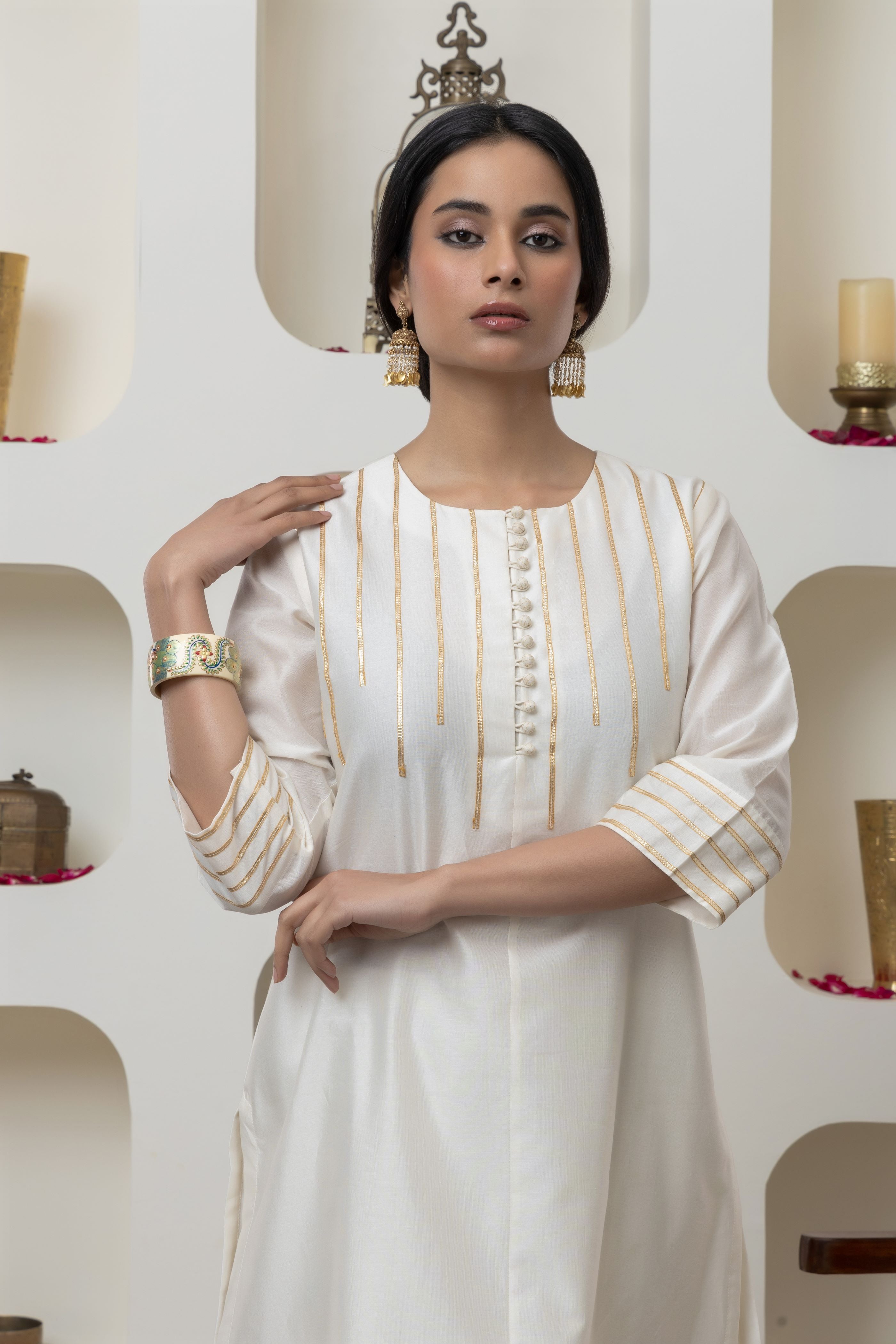 OFF WHITE CHANDERI GOTA WORK KURTA SET