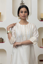 Load image into Gallery viewer, OFF WHITE CHANDERI GOTA WORK KURTA SET
