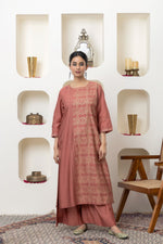 Load image into Gallery viewer, RUST HAND BLOCK PRINTED KURTA SET
