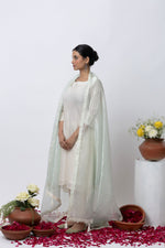 Load image into Gallery viewer, OFF WHITE HAND EMBROIDERED KURTA SET
