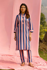 Load image into Gallery viewer, Neel Stripe Straight Fit Kurta Pant Set
