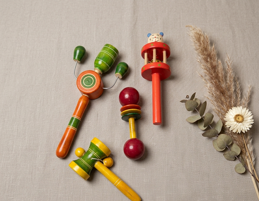 Multicoloured wooden rattle for babies - pack of 2