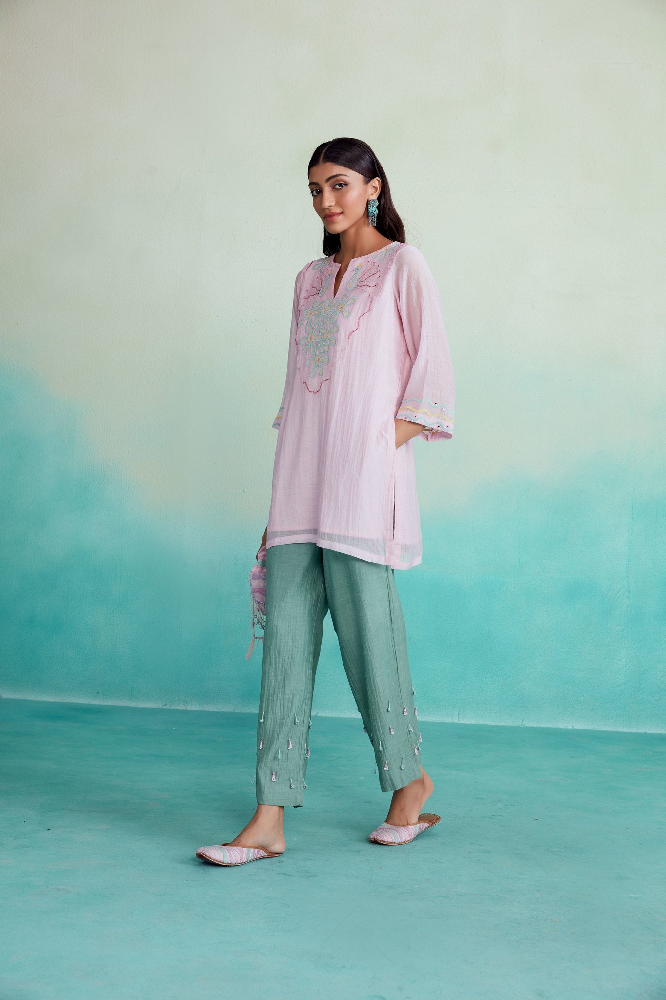 Roseglow kurta pants set - Orchid Pink Hand embroidered Kurta & Pants set