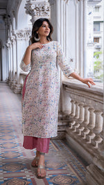 Load image into Gallery viewer, AALIA LINEN KURTA
