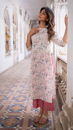 Load image into Gallery viewer, AALIA LINEN KURTA
