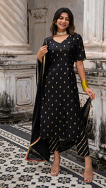 Load image into Gallery viewer, AMEE BLACK KURTA SET IN SILK
