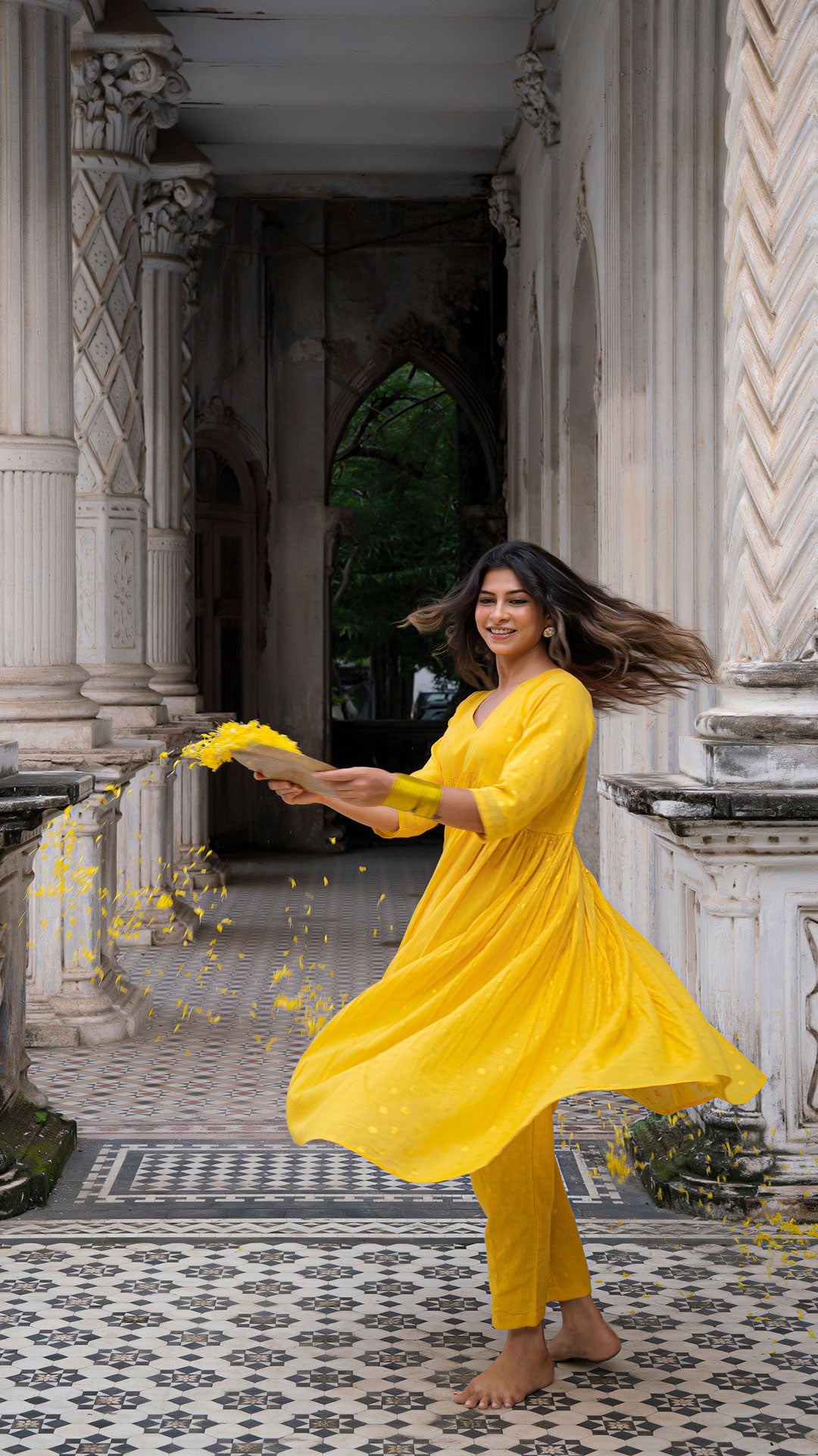 BAANI TURMERIC YELLOW KURTA SET IN COTTON