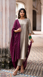 Load image into Gallery viewer, AAROHI CHANDERI KURTA SET IN GREY
