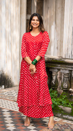 Load image into Gallery viewer, BANDHANI KURTA SET IN SILK - RED
