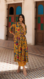 Load image into Gallery viewer, AISHA KALAMKARI KURTA SET - MUSTARD YELLOW
