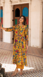 Load image into Gallery viewer, AISHA KALAMKARI KURTA SET - MUSTARD YELLOW
